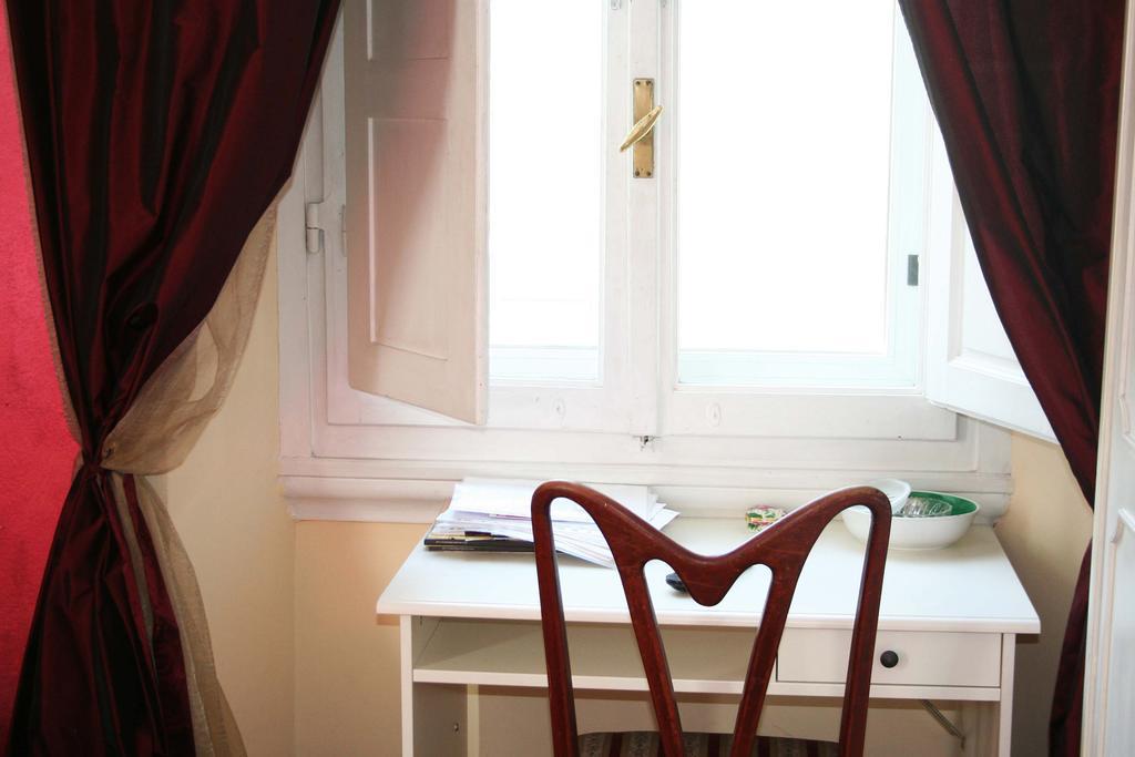 A Casa Di Virgilio Hotel Firenze Bagian luar foto